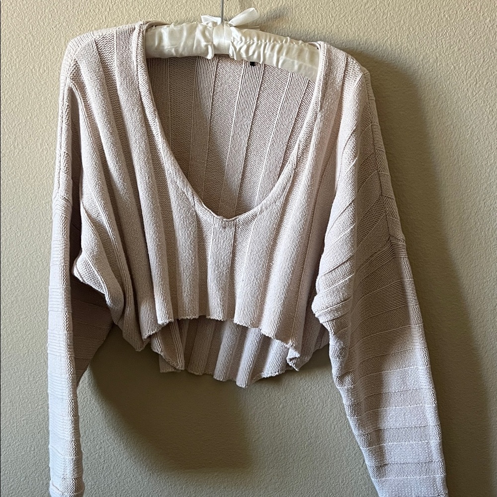 Cream Ribbed Knit Cropped Sweater